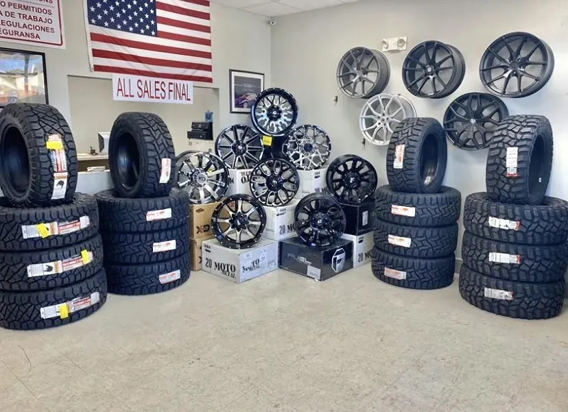 Off-Road Wheels & Tires work at O.S.O Customs WT